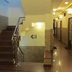 Hotel Goodluck Residency 500 Meters From Nakki Lake