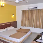 Hotel Crystal Inn Nakki Lake 25 Meter