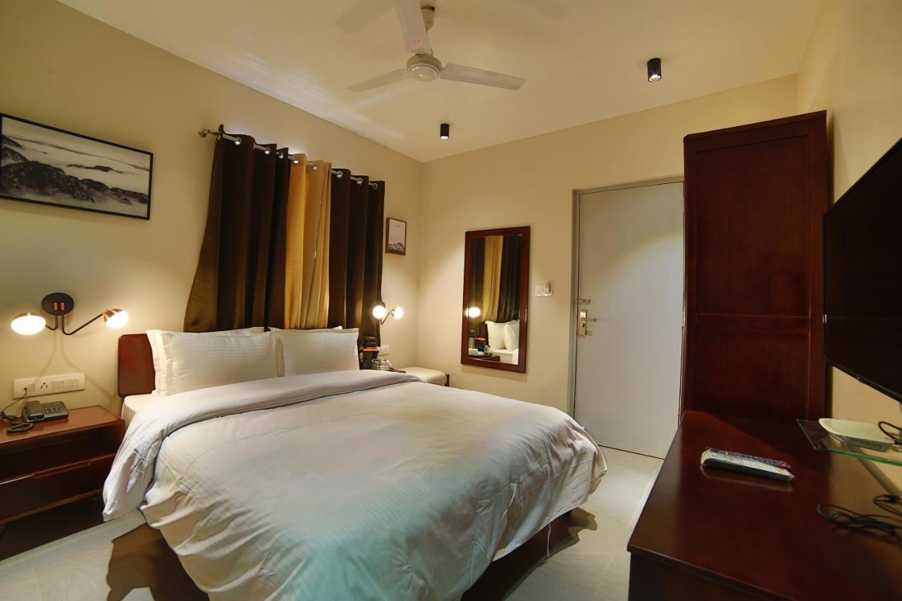 Hotel Marigold With Swimming Pool
