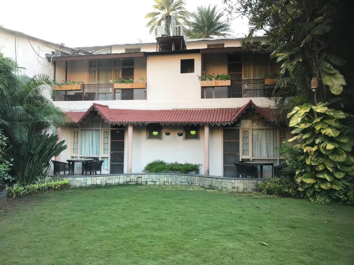 Hotel Silver Oak Mount Abu