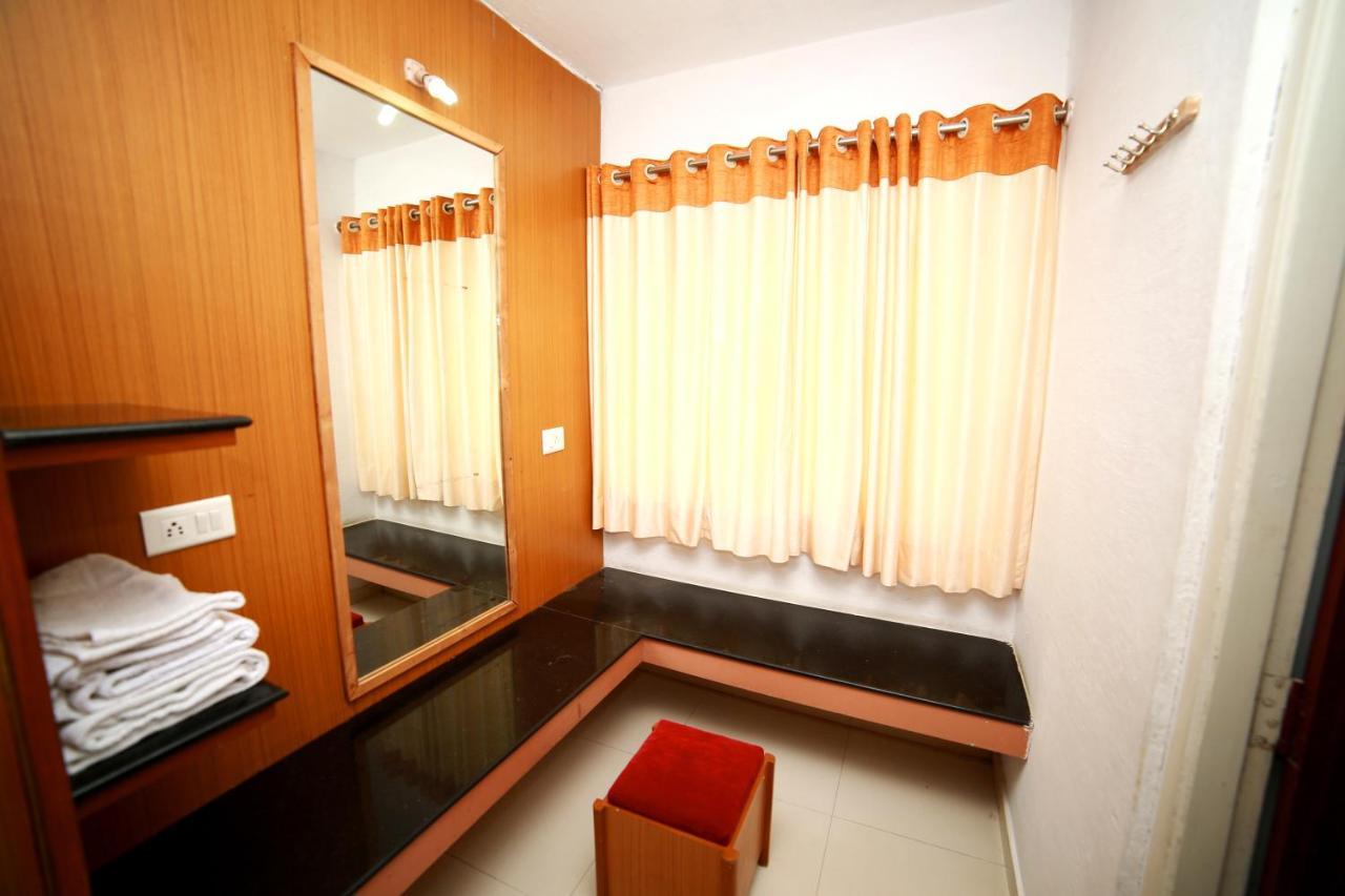 Samiralok Hotel 3*
