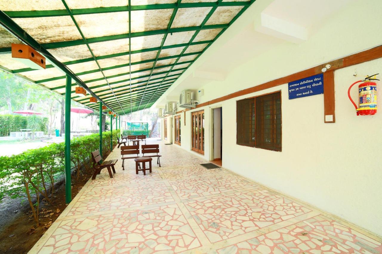 Samiralok Hotel 3*