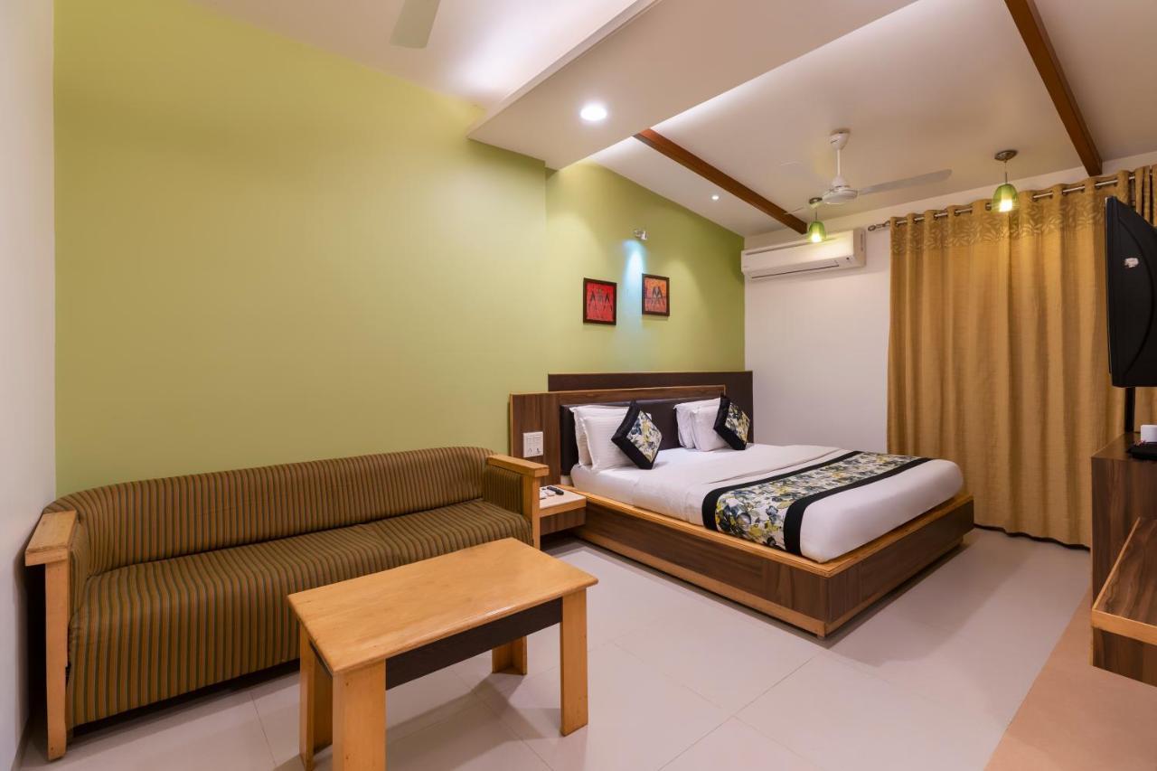 Hotel Silver Oak 3*