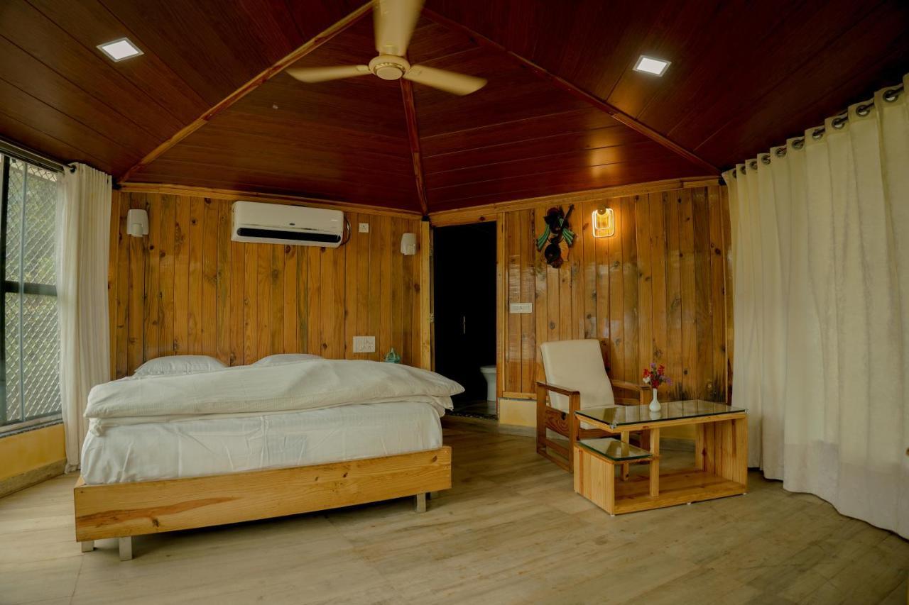 Toppers Corner Hotel 2*