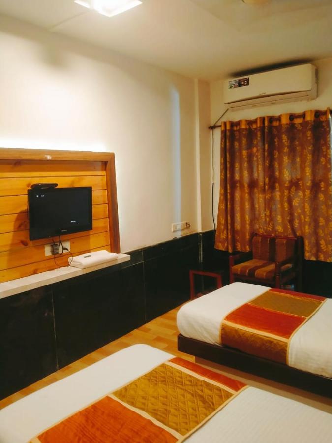 Hotel R.j.house, 4*