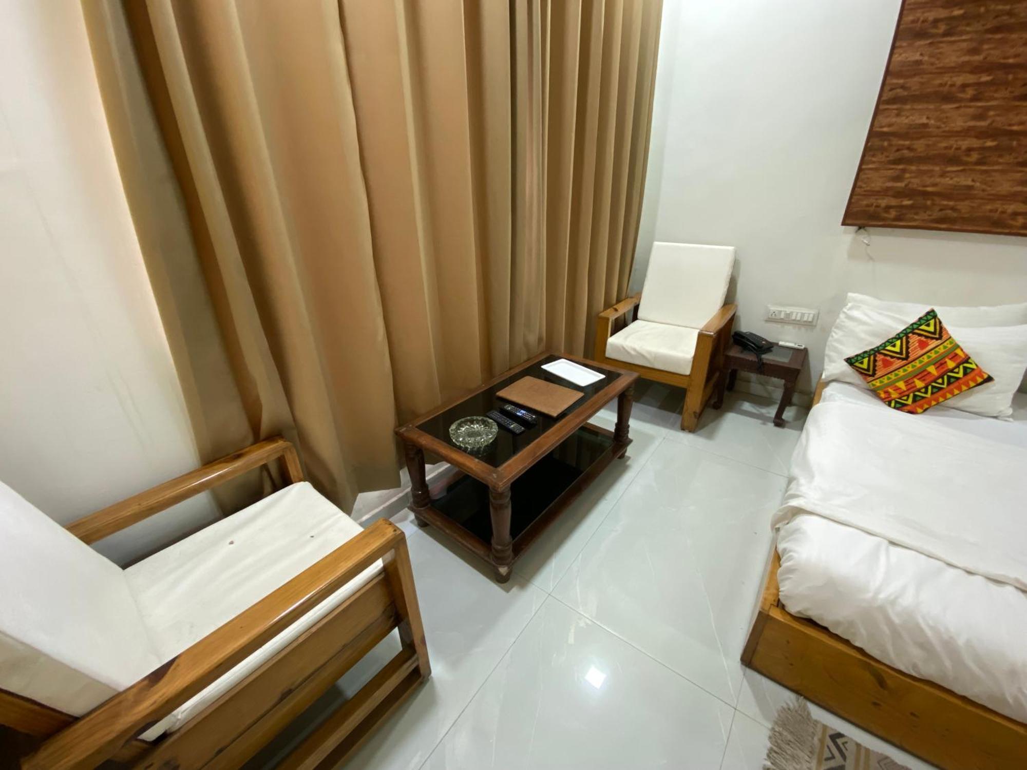 Hotel Rudraksha Mount Abu