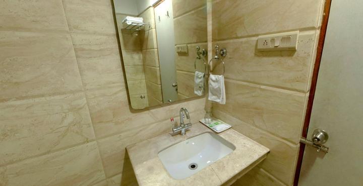 Hotel Silver Oak Mount Abu