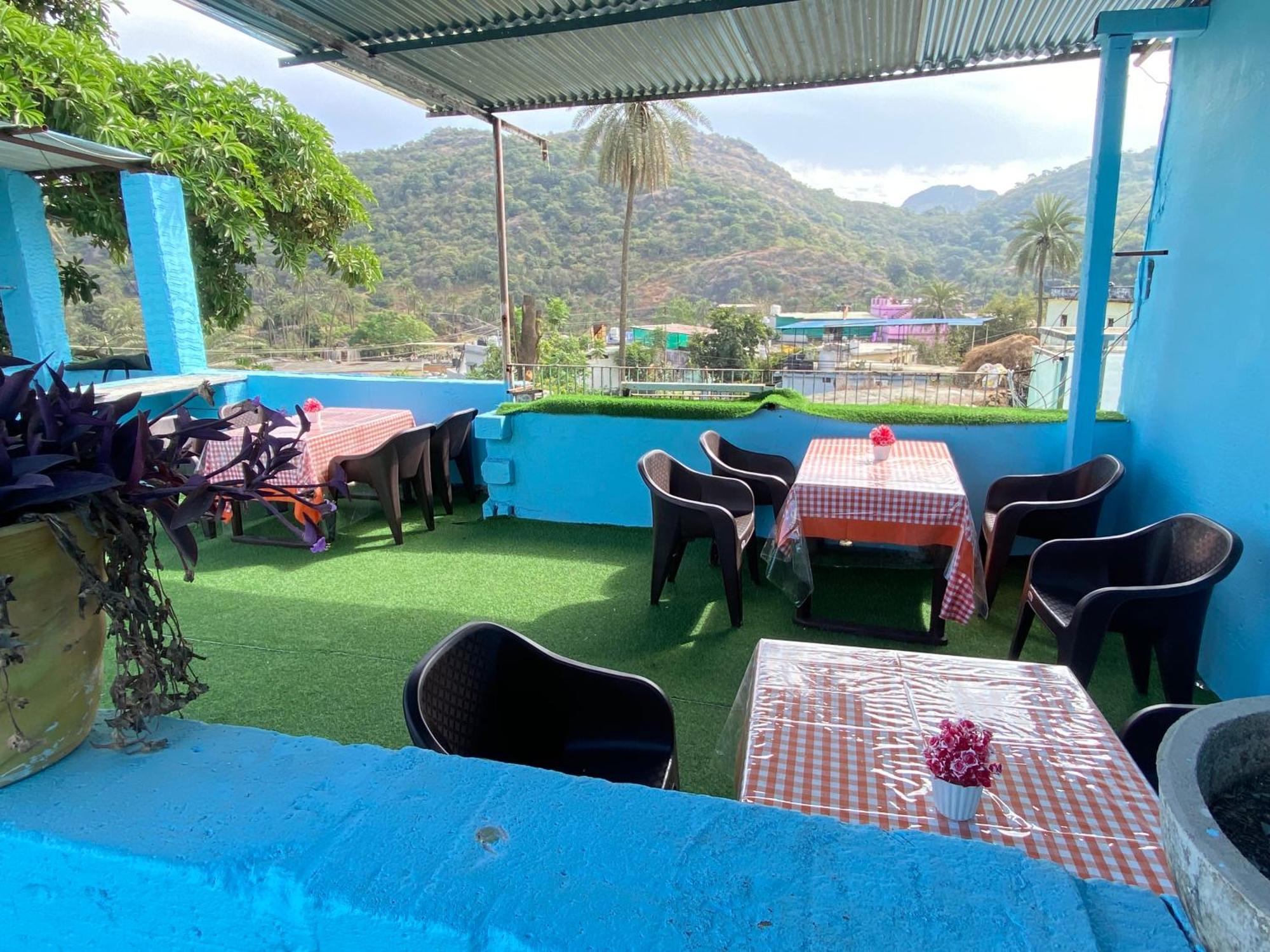 Rudraksha Hotel 3*