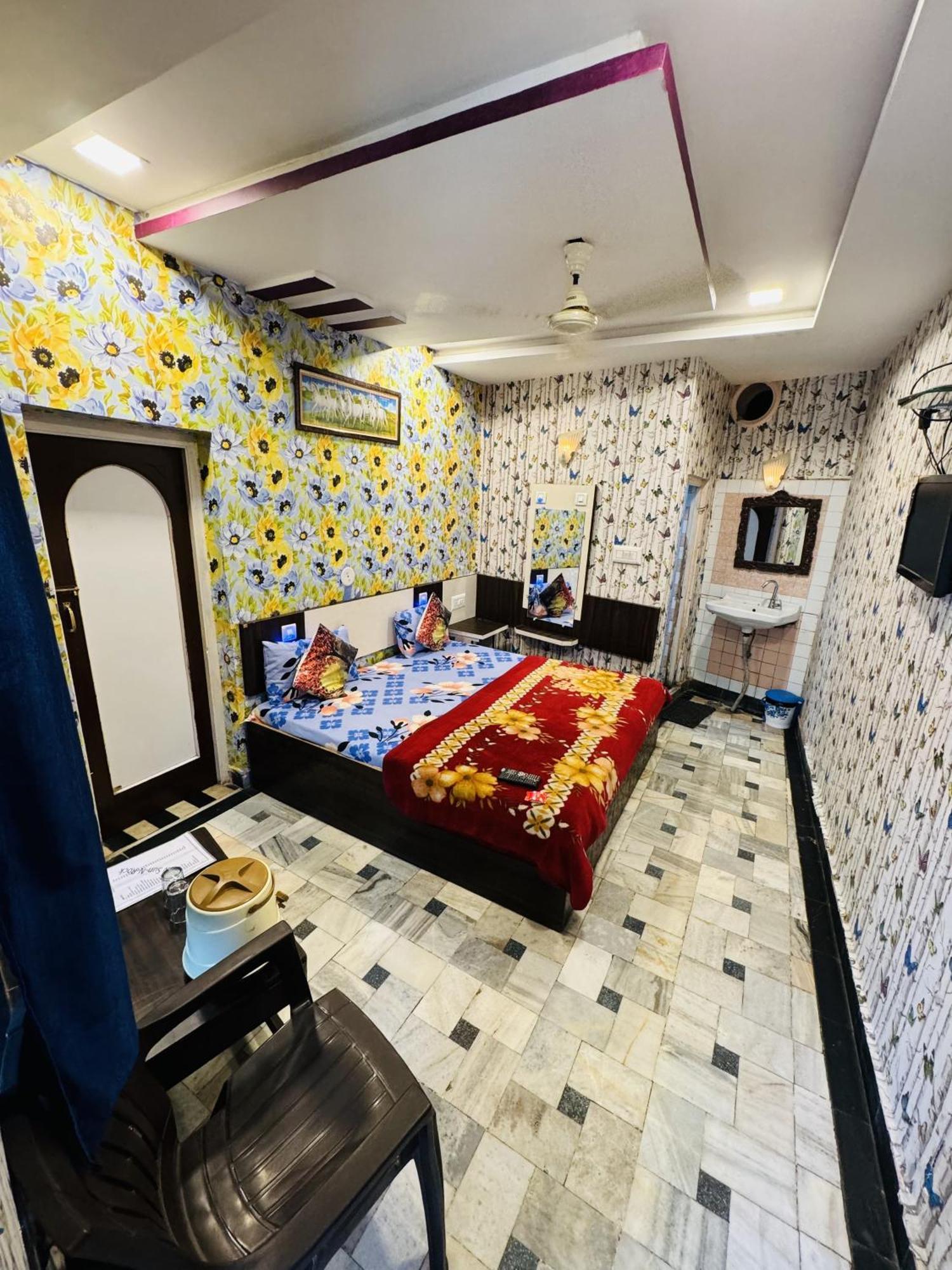 New Sun N Rock Capsule hotel Mount Abu