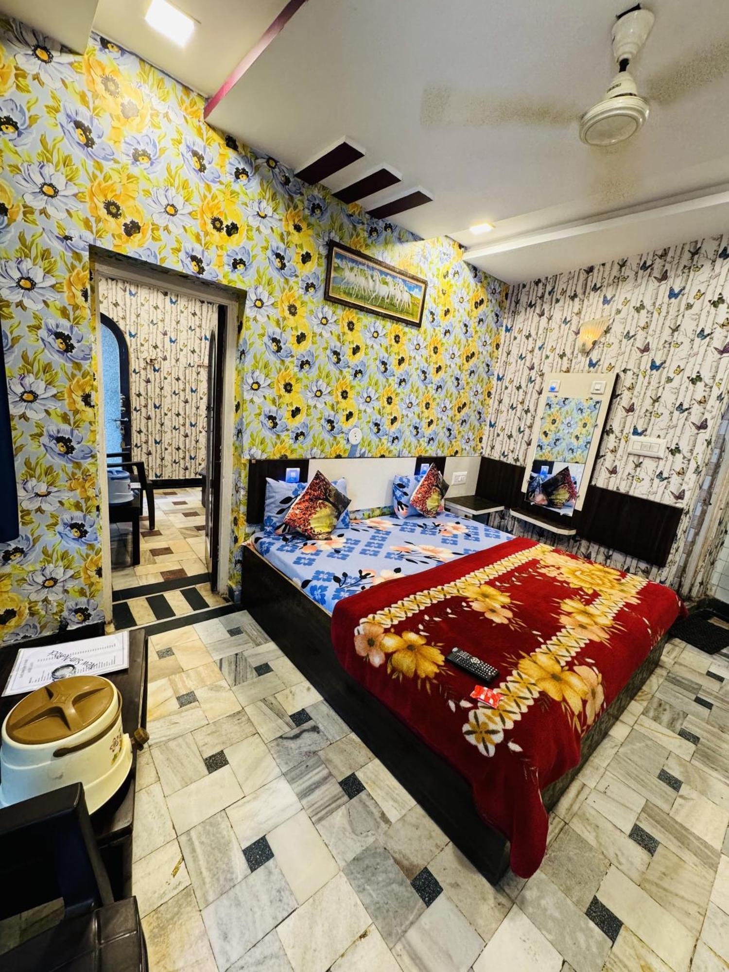 Capsule hotel New Sun N Rock *