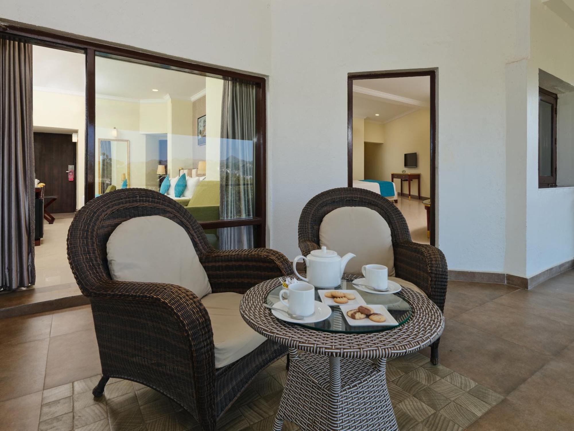 Sterling Resort 4*