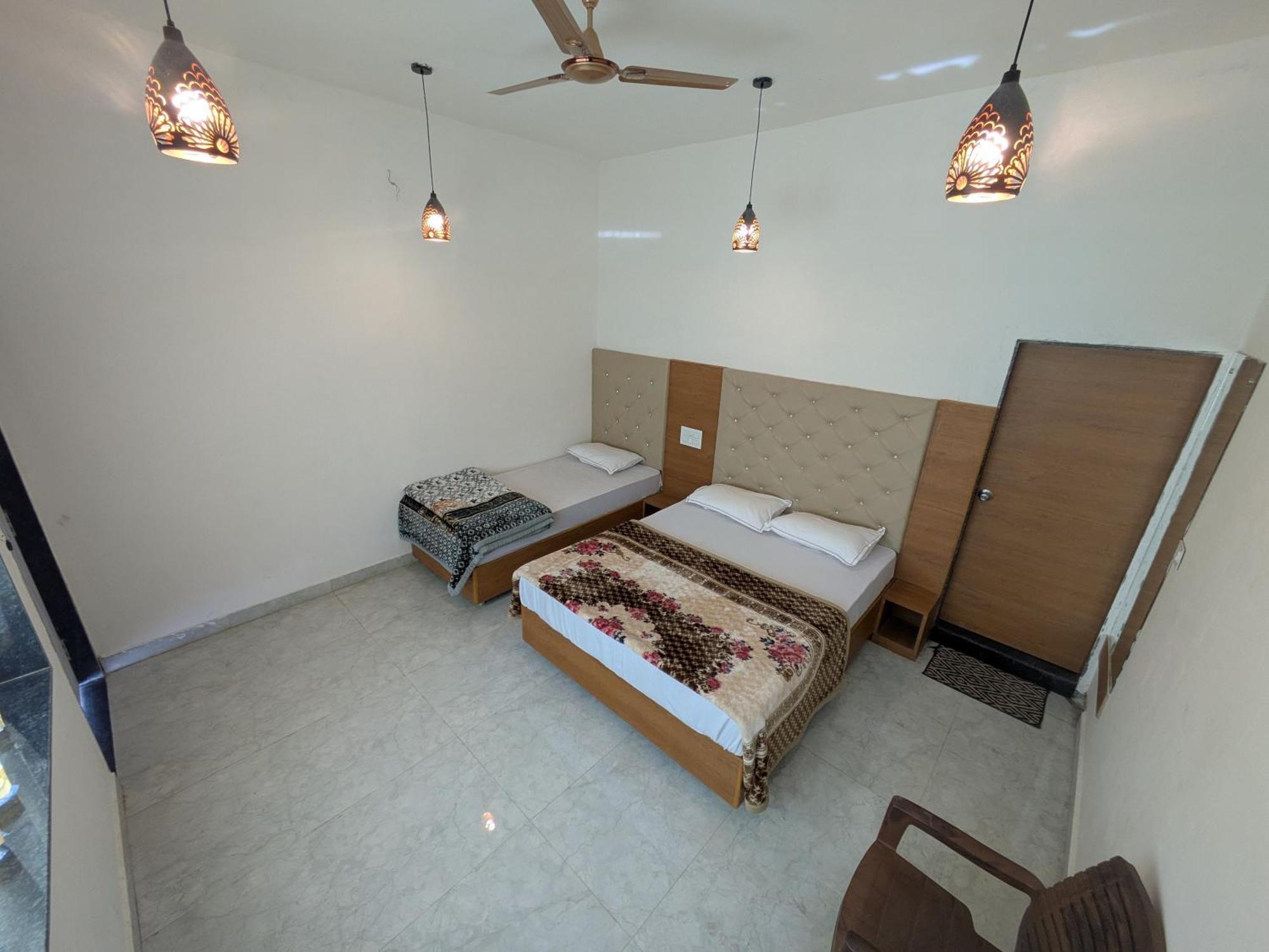 Ashoka Country house