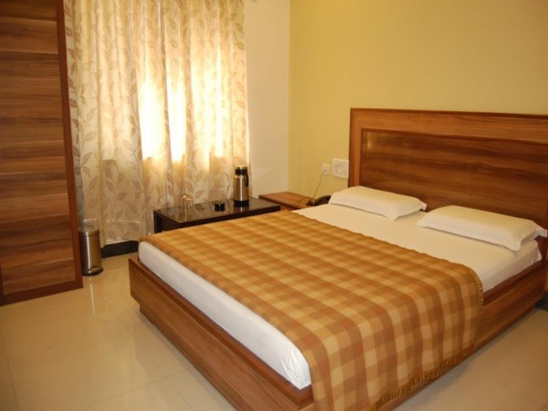 Shyam Hotel