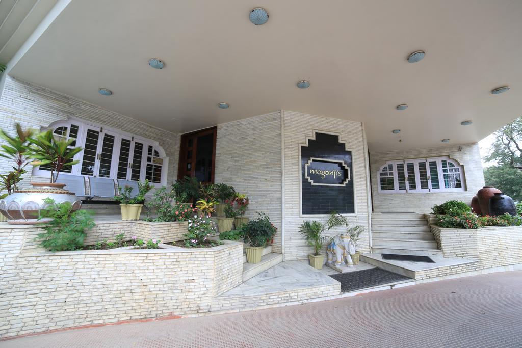 Hotel Maganji's