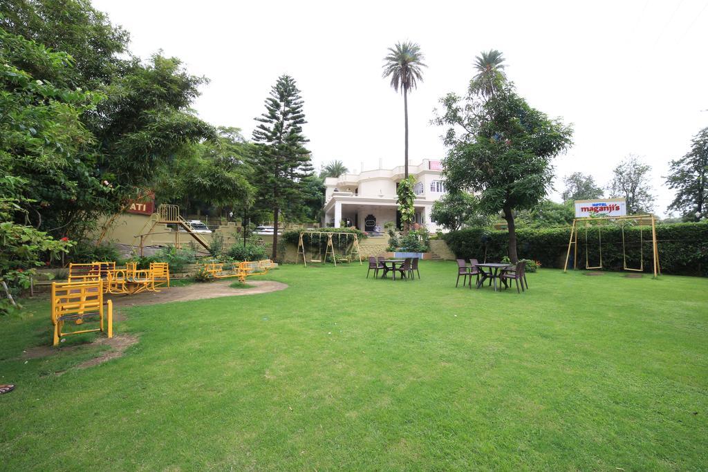 Maganji's Hotel 3*
