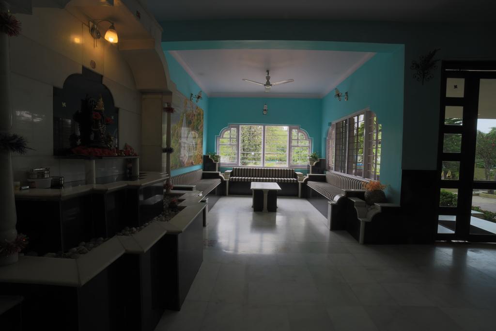 Maganji's Mount Abu