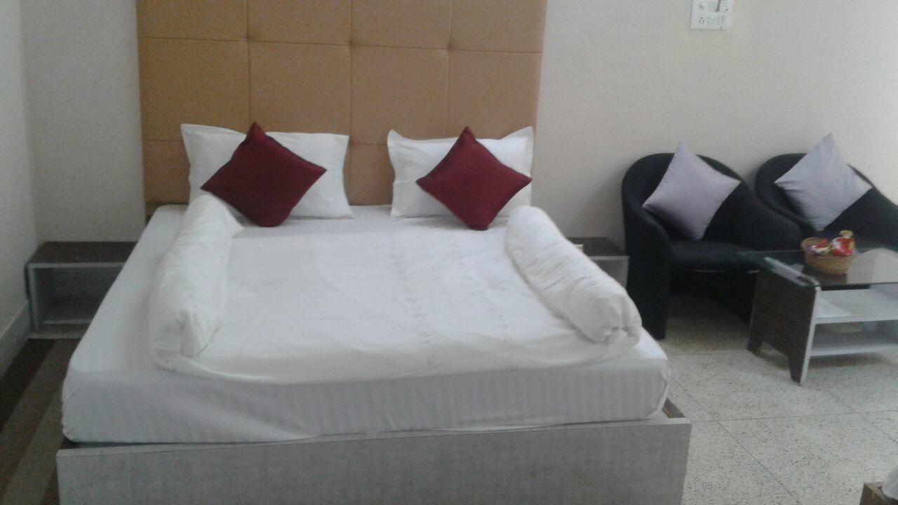 Hotel Toppers Corner 2*
