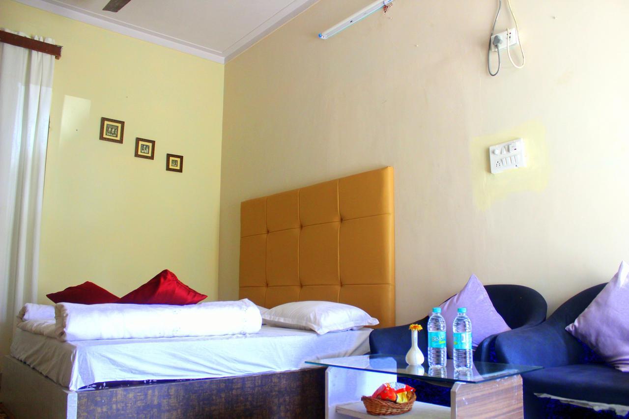 Hotel Toppers Corner 2*