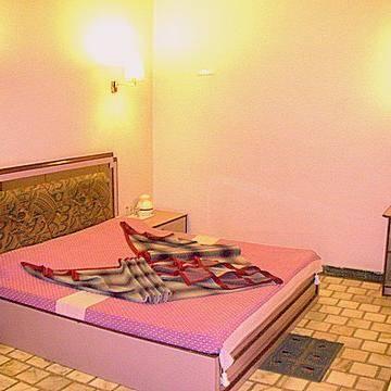 Maganji's Hotel