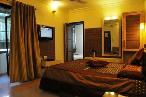 Hotel Crystal Nakki 25 Meter Mount Abu