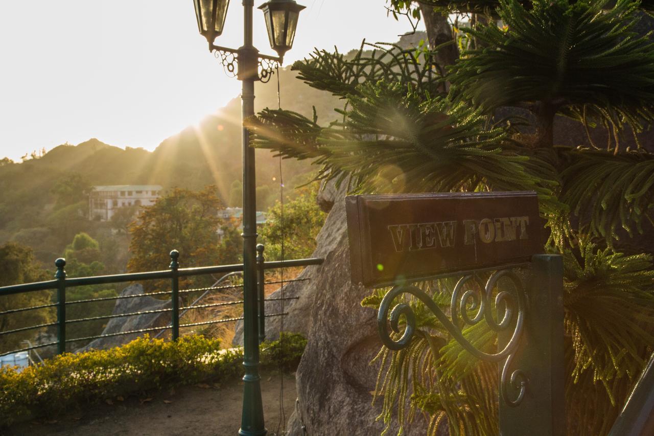 Resort The Colonial Manek Manor Mount Abu