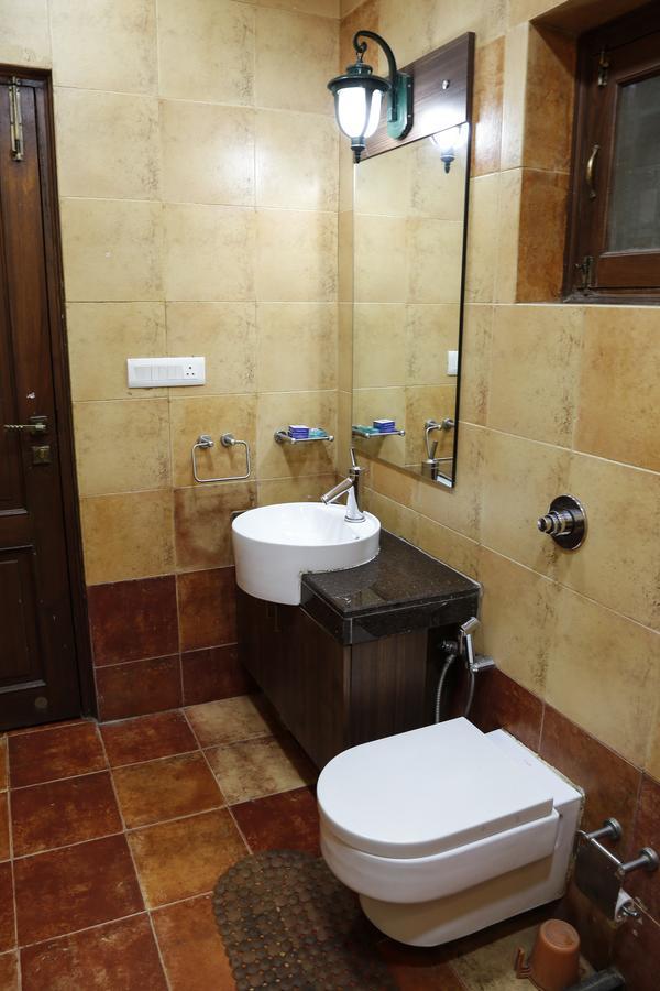 The Colonial Manek Manor Resort