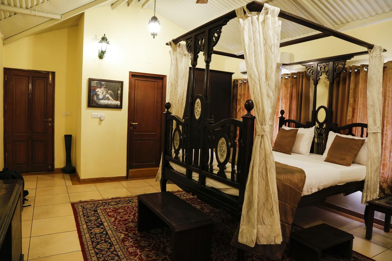 The Colonial Manek Manor Resort 3*