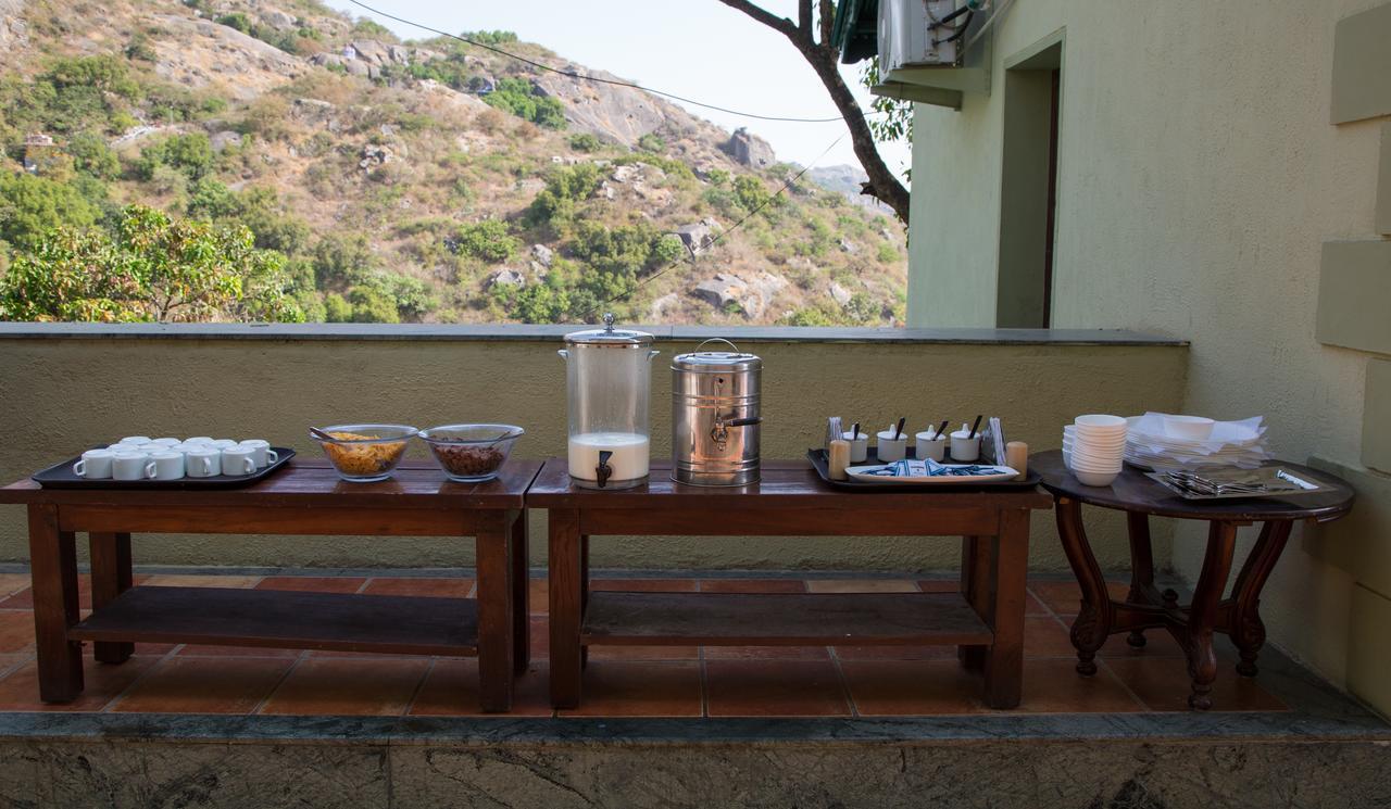 The Colonial Manek Manor 3*