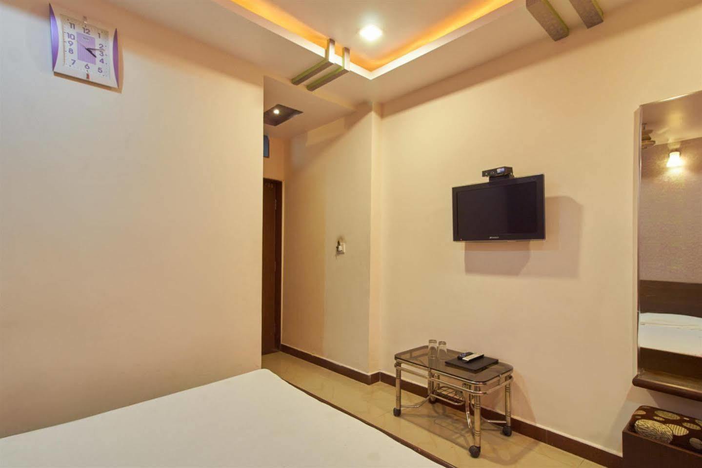 Goodluck Residency 500 Meters From Nakki Hotel Mount Abu