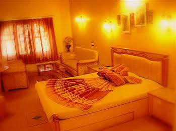 Maganji's 3* Mount Abu