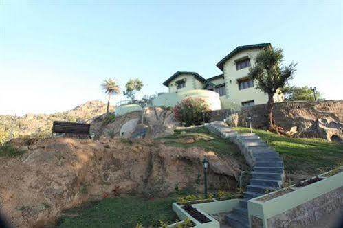 Resort The Colonial Manek Manor 3*