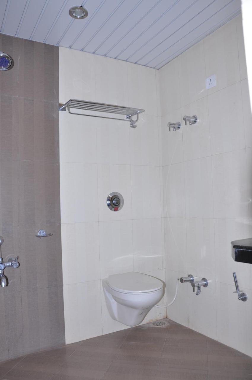 Crystal Nakki 25 Meter Hotel Mount Abu