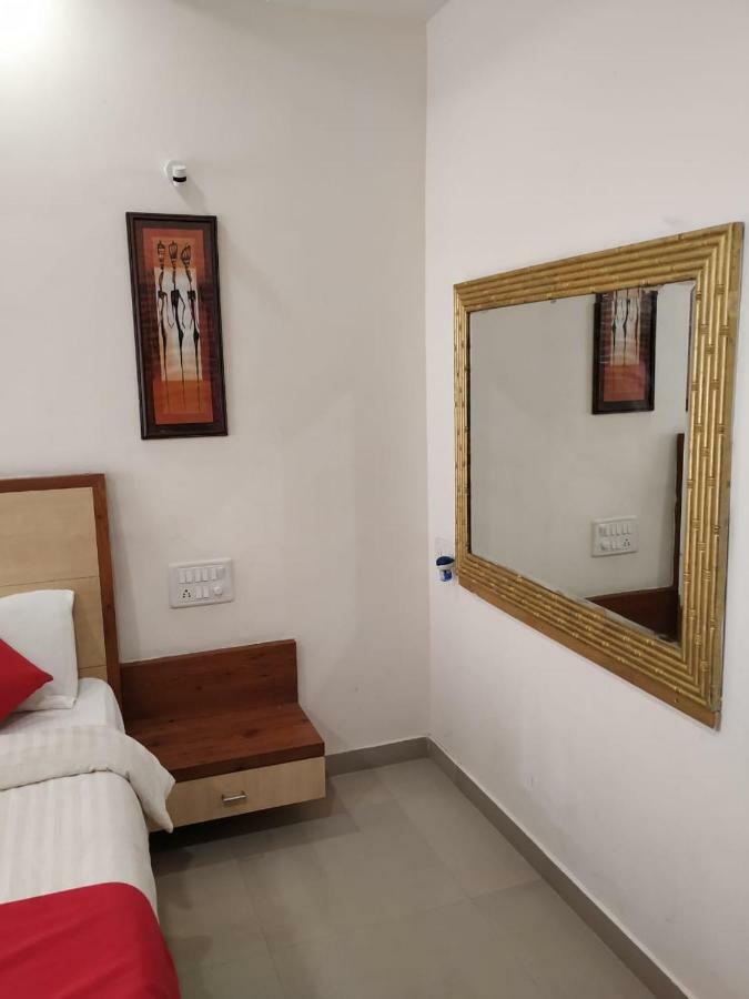 Hotel Kaka 2*