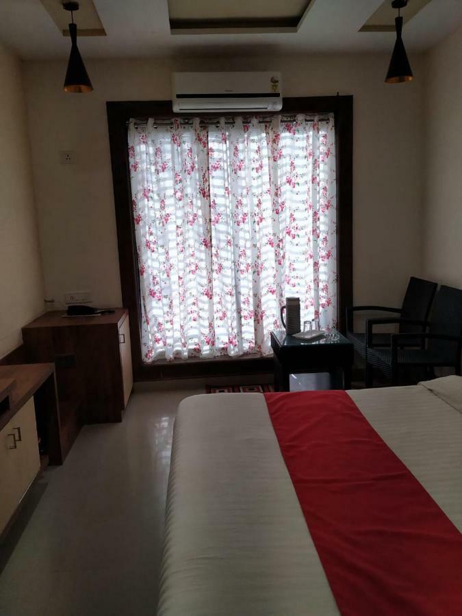 Kaka Hotel 2*