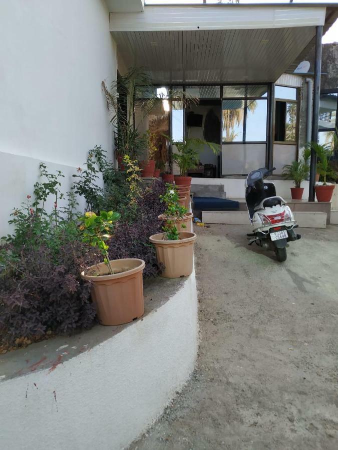 Kaka 2* Mount Abu