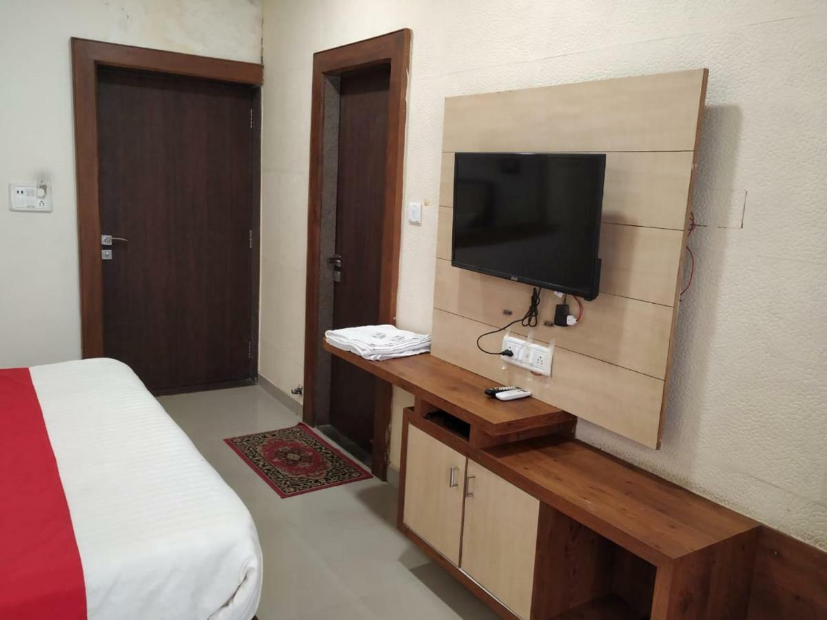 Hotel Kaka 2*