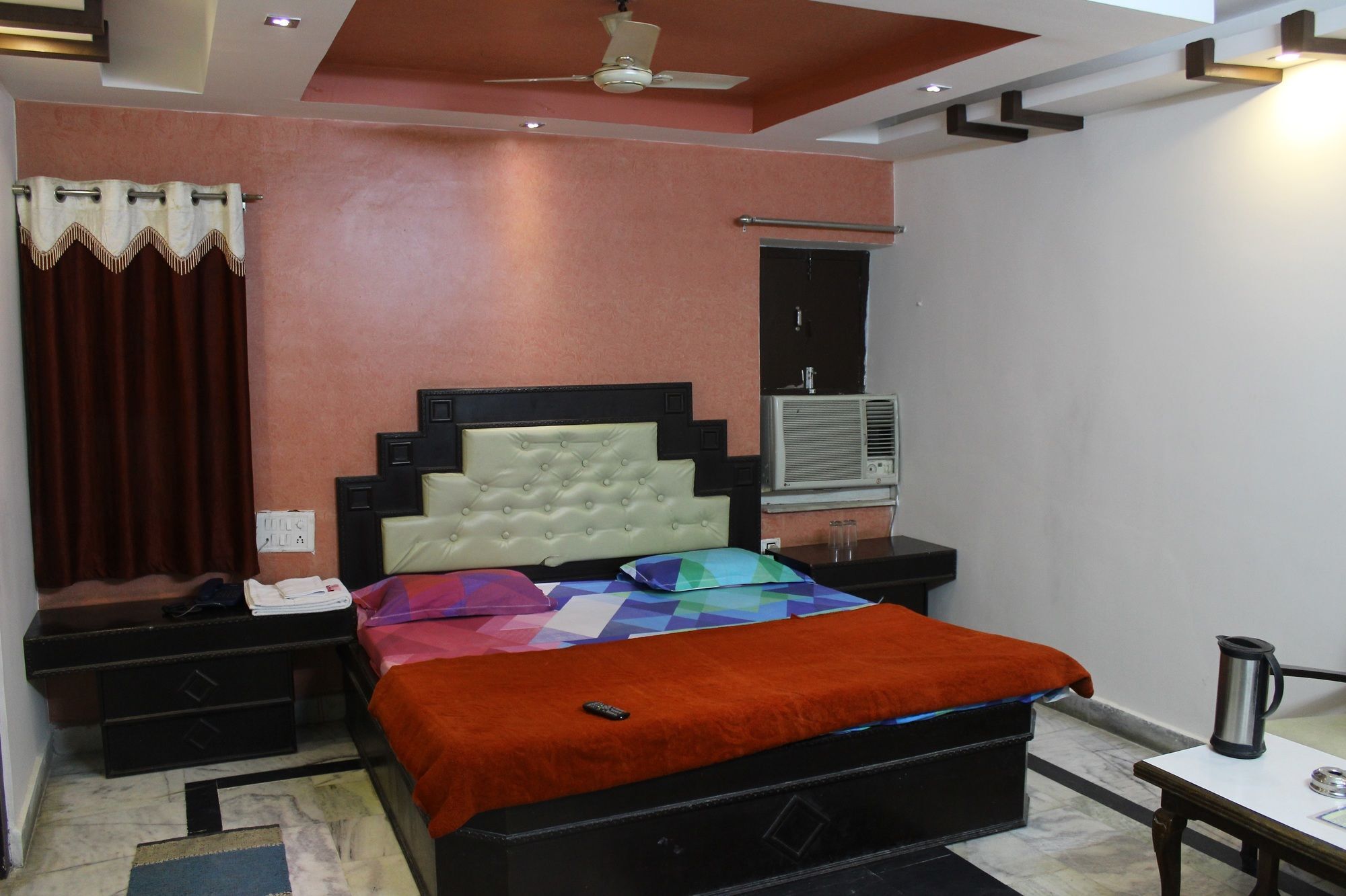 Mamta Palace Hotel