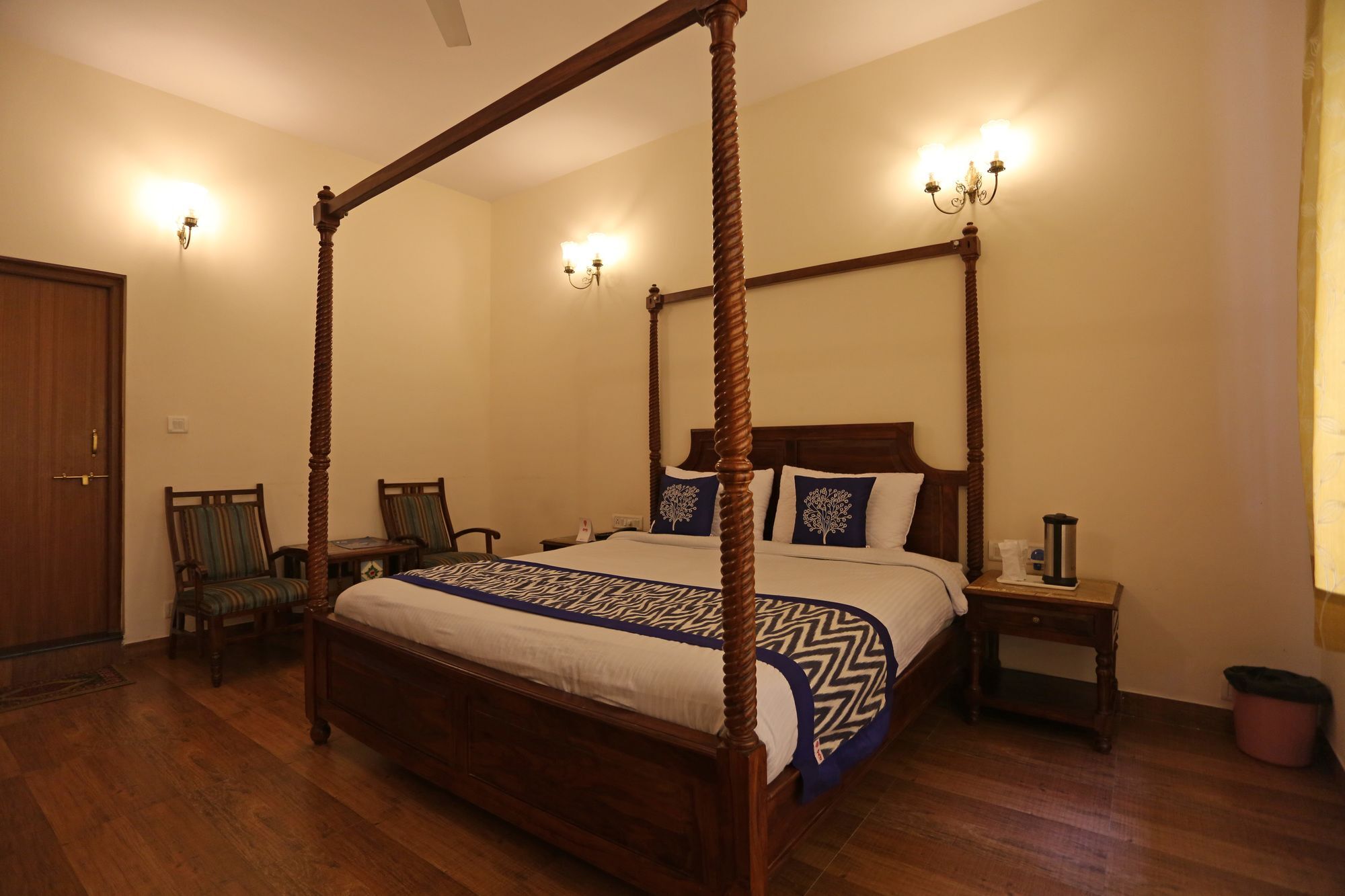 Oyo 6549 Gorbandh Hotel Mount Abu