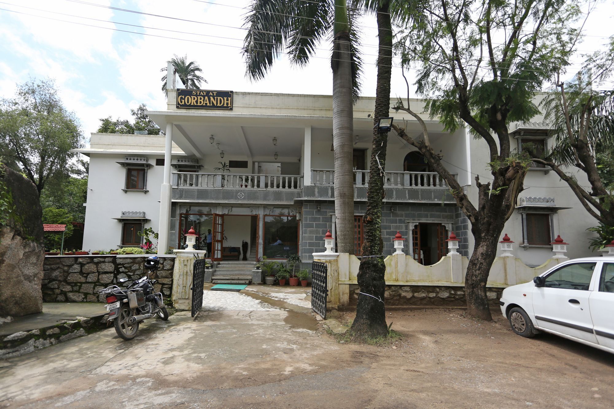 Hotel Oyo 6549 Gorbandh